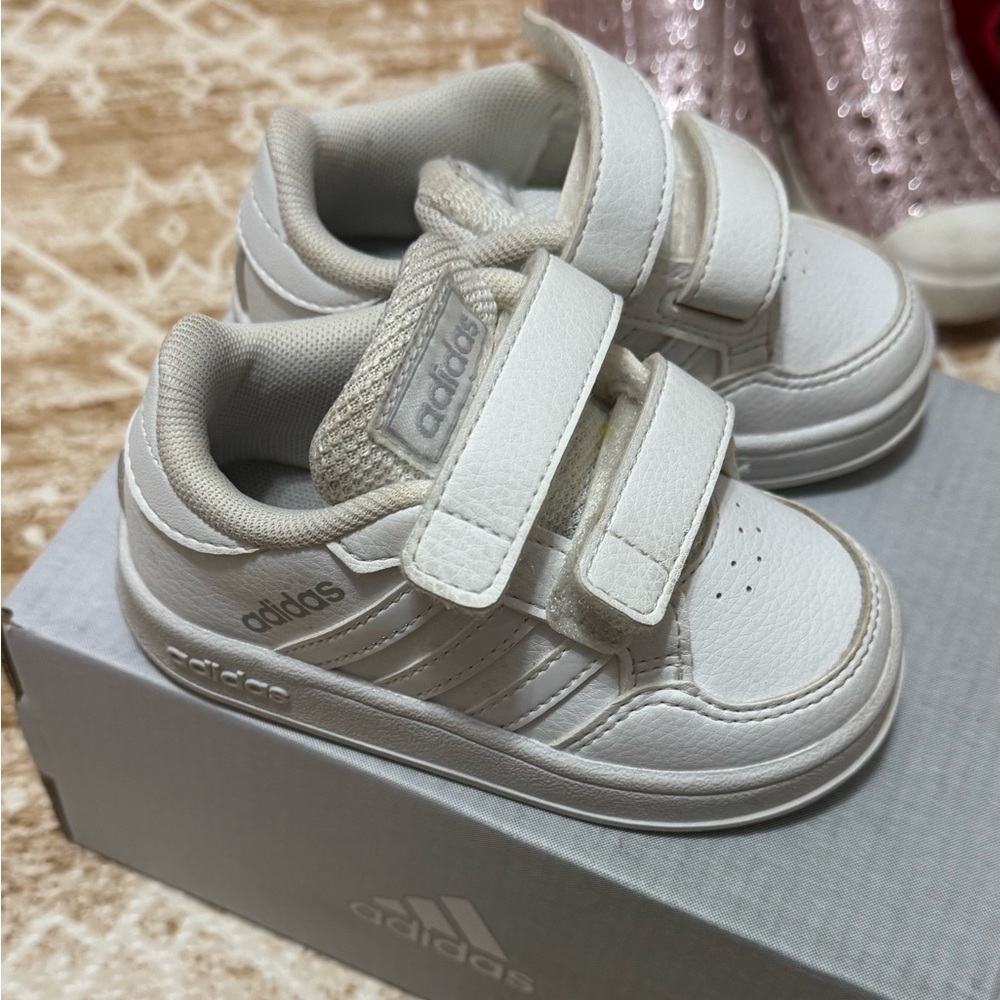 Adidas Kids Grand Court 2.0 White Sneakers 5K EUC